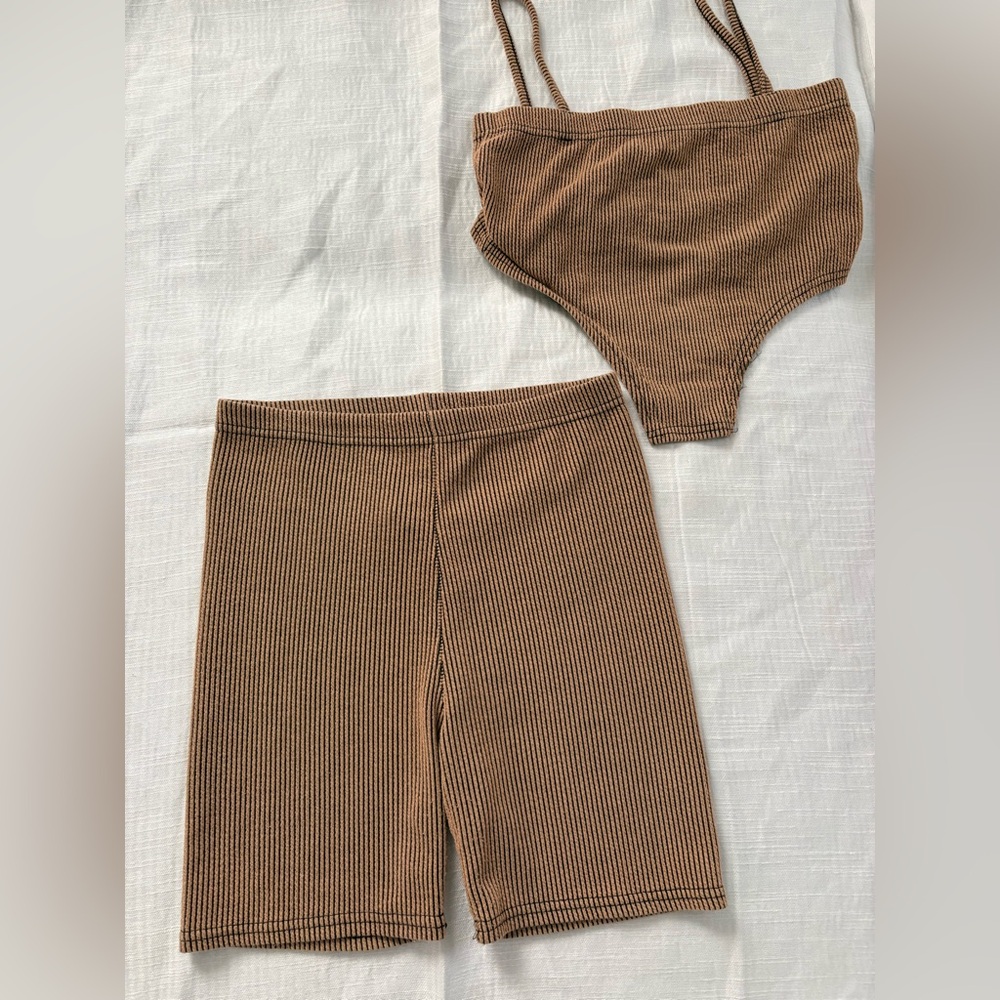 PrettyLittleThing Tan and Black Ribbed Set